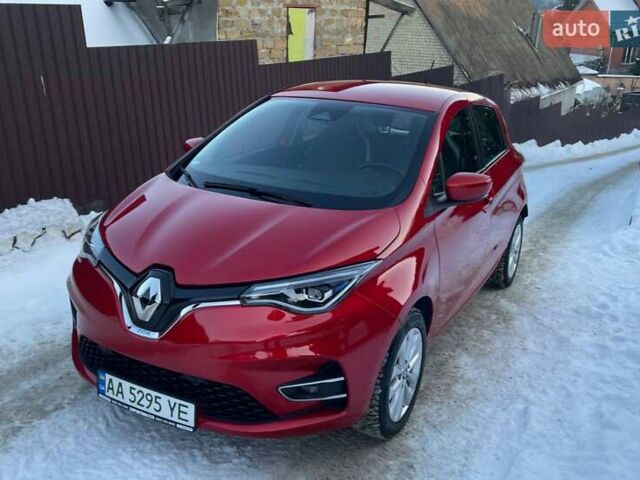 Красный Рено Зое, объемом двигателя 0 л и пробегом 39 тыс. км за 12600 $, фото 1 на Automoto.ua