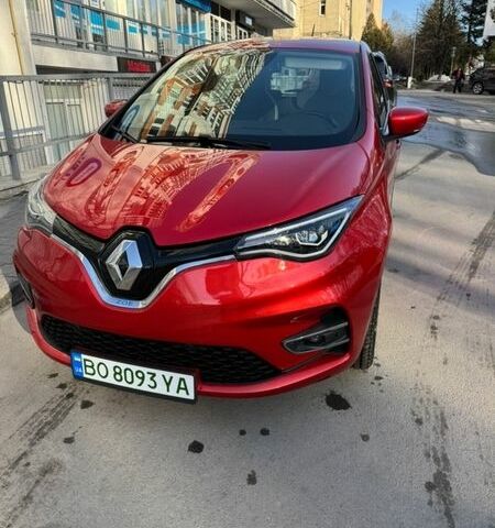 Красный Рено Зое, объемом двигателя 0 л и пробегом 78 тыс. км за 13200 $, фото 1 на Automoto.ua