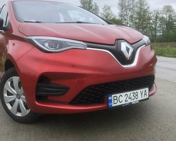Красный Рено Зое, объемом двигателя 0 л и пробегом 17 тыс. км за 13200 $, фото 1 на Automoto.ua
