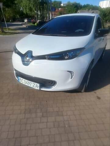 Рено Зое, объемом двигателя 0 л и пробегом 229 тыс. км за 7200 $, фото 1 на Automoto.ua