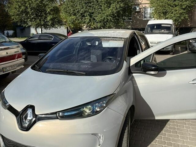 Рено Зое, объемом двигателя 0 л и пробегом 207 тыс. км за 6500 $, фото 1 на Automoto.ua
