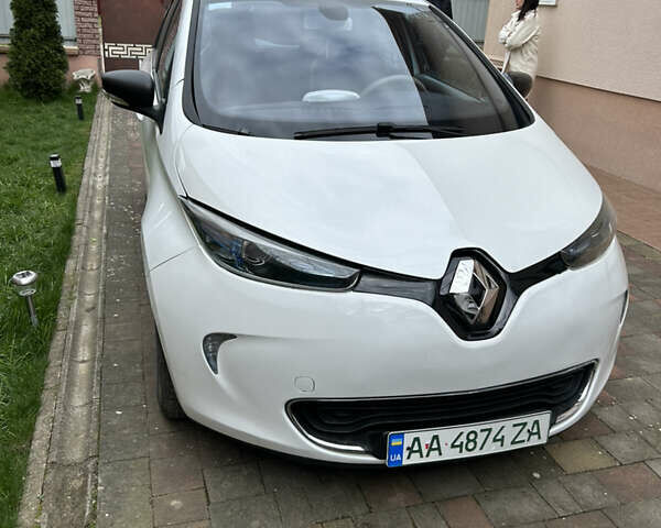 Рено Зое, объемом двигателя 0 л и пробегом 86 тыс. км за 7200 $, фото 1 на Automoto.ua