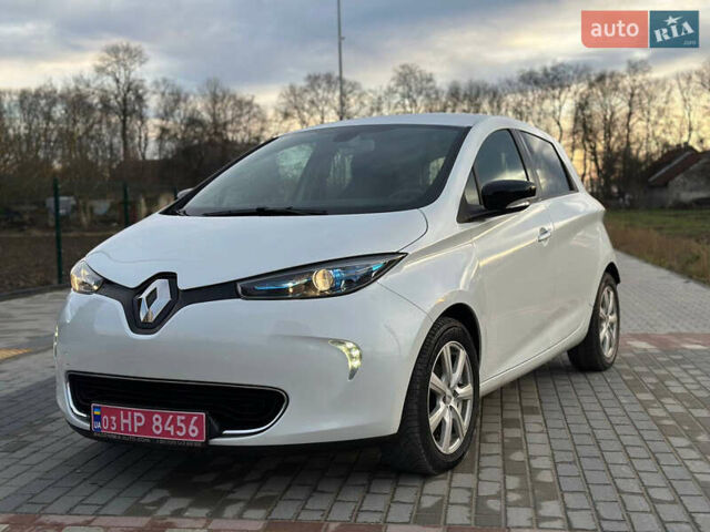 Рено Зое, об'ємом двигуна 0 л та пробігом 48 тис. км за 9900 $, фото 1 на Automoto.ua