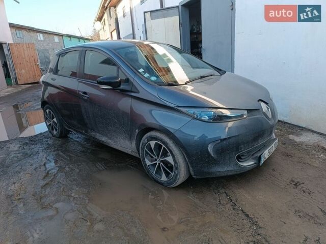 Рено Зое, объемом двигателя 0 л и пробегом 140 тыс. км за 8499 $, фото 1 на Automoto.ua