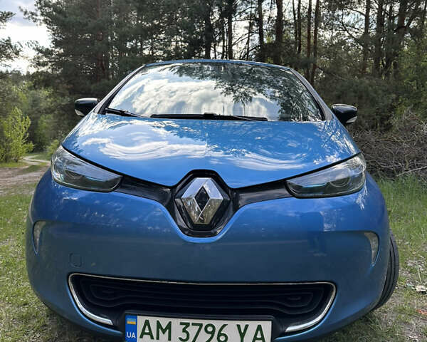 Рено Зое, объемом двигателя 0 л и пробегом 151 тыс. км за 8799 $, фото 1 на Automoto.ua