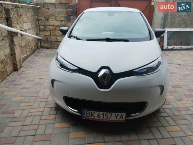 Рено Зое, об'ємом двигуна 0 л та пробігом 136 тис. км за 9500 $, фото 1 на Automoto.ua