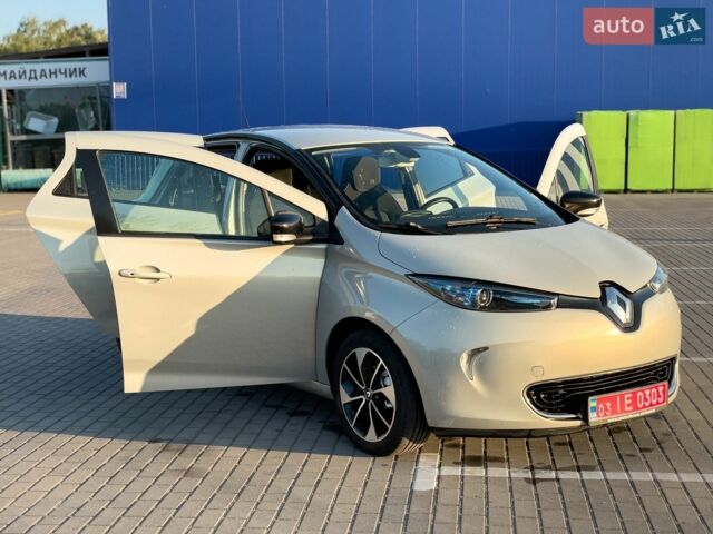 Рено Зое, объемом двигателя 0 л и пробегом 124 тыс. км за 9600 $, фото 1 на Automoto.ua