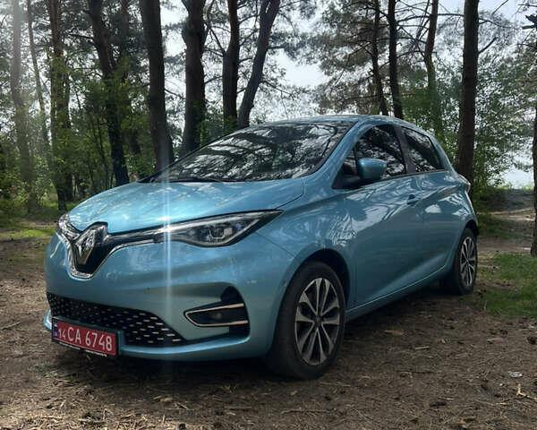 Рено Зое, объемом двигателя 0 л и пробегом 25 тыс. км за 15500 $, фото 1 на Automoto.ua