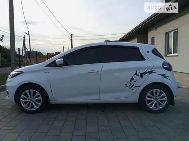 Рено Зое, объемом двигателя 0 л и пробегом 34 тыс. км за 12500 $, фото 1 на Automoto.ua