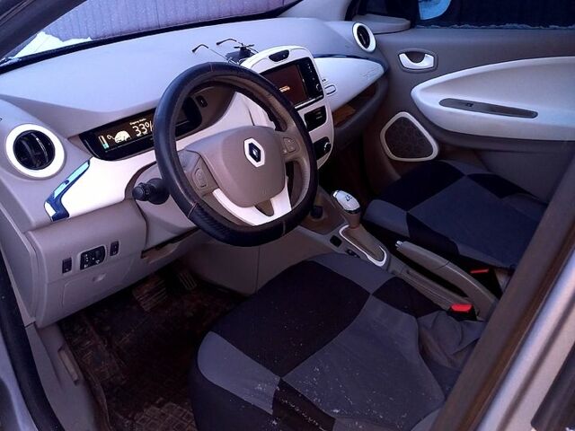 Сірий Рено Зое, об'ємом двигуна 0 л та пробігом 190 тис. км за 7200 $, фото 1 на Automoto.ua