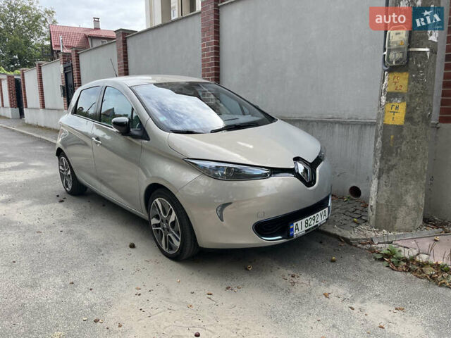 Сірий Рено Зое, об'ємом двигуна 0 л та пробігом 170 тис. км за 6900 $, фото 1 на Automoto.ua