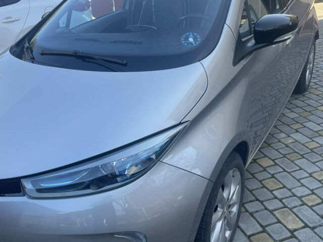 Сірий Рено Зое, об'ємом двигуна 0 л та пробігом 130 тис. км за 6800 $, фото 1 на Automoto.ua