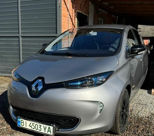 Сірий Рено Зое, об'ємом двигуна 0 л та пробігом 102 тис. км за 8200 $, фото 1 на Automoto.ua