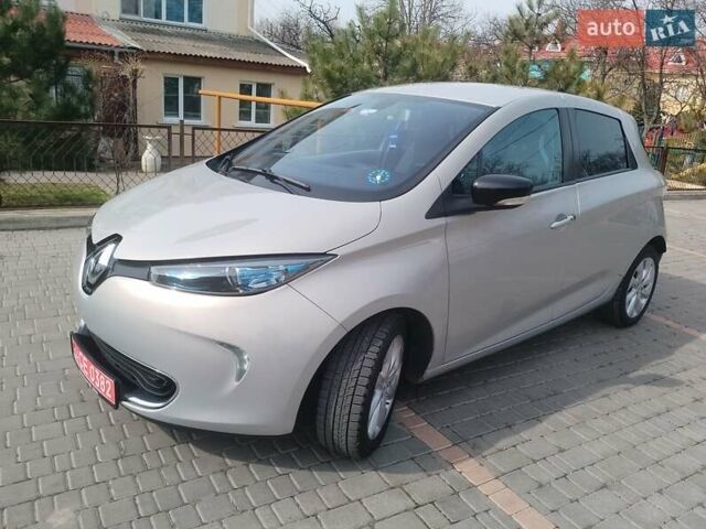 Сірий Рено Зое, об'ємом двигуна 0 л та пробігом 115 тис. км за 6800 $, фото 1 на Automoto.ua