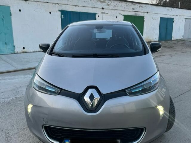 Сірий Рено Зое, об'ємом двигуна 0 л та пробігом 160 тис. км за 6600 $, фото 1 на Automoto.ua