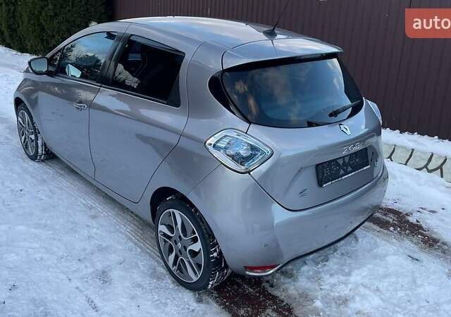 Сірий Рено Зое, об'ємом двигуна 0 л та пробігом 53 тис. км за 7600 $, фото 1 на Automoto.ua