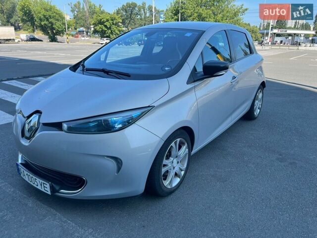 Сірий Рено Зое, об'ємом двигуна 0 л та пробігом 145 тис. км за 6500 $, фото 1 на Automoto.ua