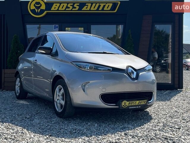 Сірий Рено Зое, об'ємом двигуна 0 л та пробігом 46 тис. км за 7500 $, фото 1 на Automoto.ua