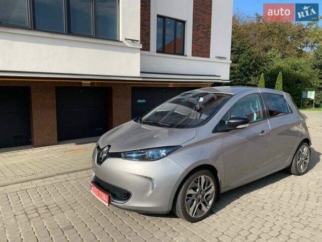 Сірий Рено Зое, об'ємом двигуна 0 л та пробігом 72 тис. км за 8000 $, фото 1 на Automoto.ua