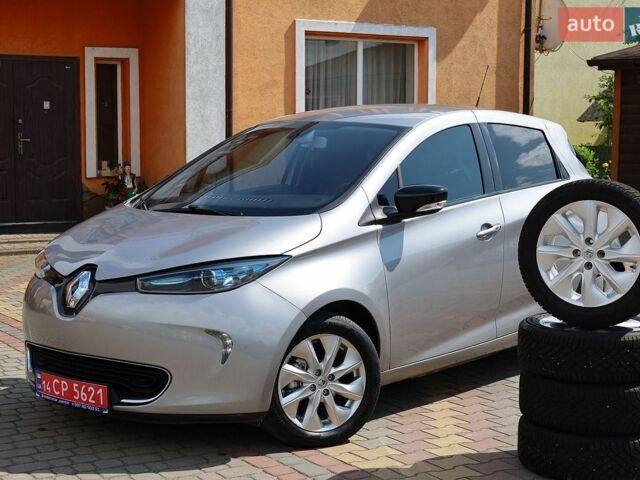 Сірий Рено Зое, об'ємом двигуна 0 л та пробігом 53 тис. км за 7950 $, фото 1 на Automoto.ua