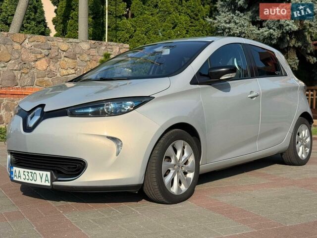 Сірий Рено Зое, об'ємом двигуна 0 л та пробігом 157 тис. км за 6400 $, фото 1 на Automoto.ua