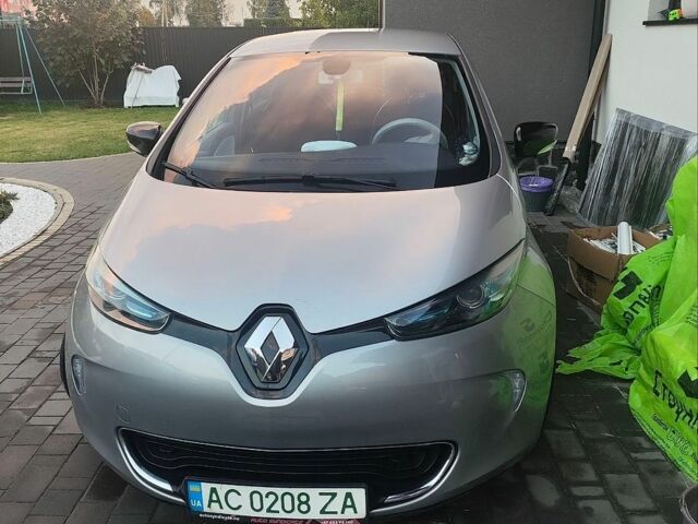 Сірий Рено Зое, об'ємом двигуна 0 л та пробігом 152 тис. км за 6500 $, фото 1 на Automoto.ua