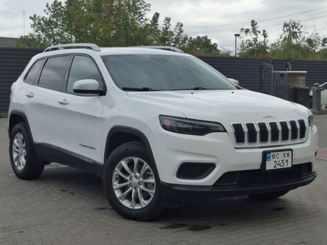 Серый Рено Зое, объемом двигателя 0 л и пробегом 107 тыс. км за 7000 $, фото 1 на Automoto.ua