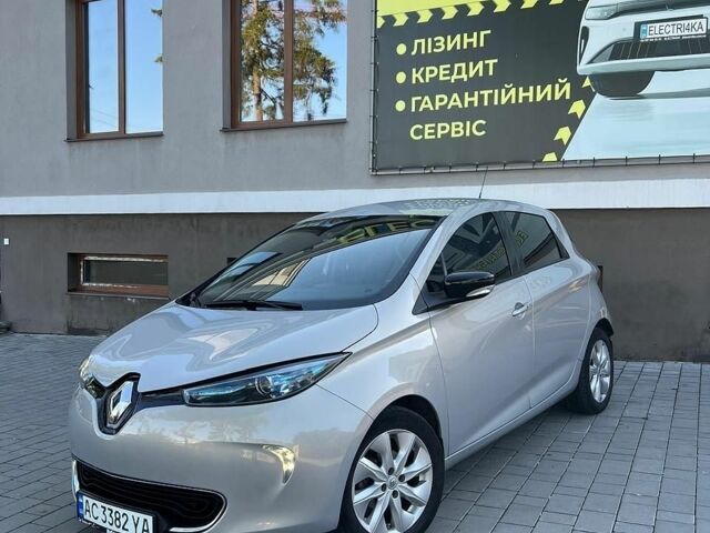Серый Рено Зое, объемом двигателя 0 л и пробегом 78 тыс. км за 6900 $, фото 1 на Automoto.ua
