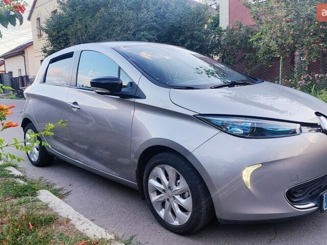 Сірий Рено Зое, об'ємом двигуна 0 л та пробігом 96 тис. км за 7700 $, фото 1 на Automoto.ua