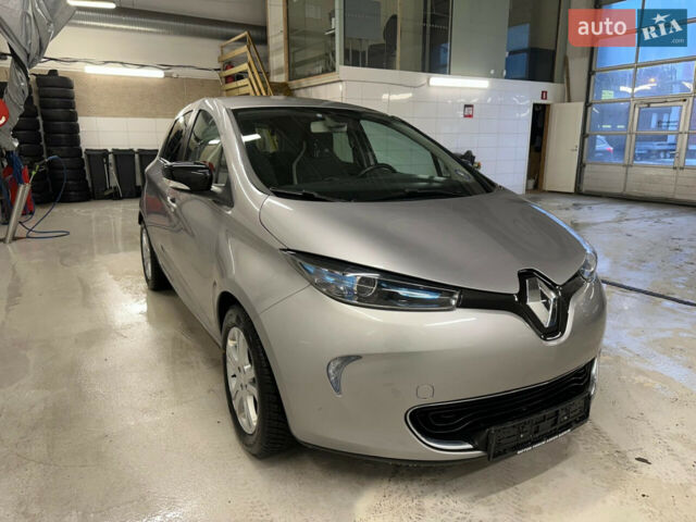 Сірий Рено Зое, об'ємом двигуна 0 л та пробігом 47 тис. км за 4450 $, фото 1 на Automoto.ua