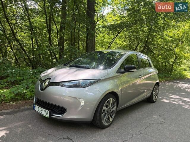 Сірий Рено Зое, об'ємом двигуна 0 л та пробігом 116 тис. км за 8200 $, фото 1 на Automoto.ua