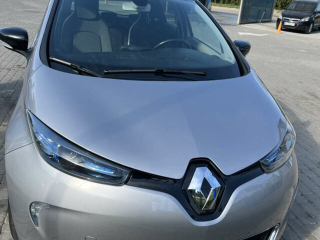 Сірий Рено Зое, об'ємом двигуна 0 л та пробігом 83 тис. км за 7500 $, фото 1 на Automoto.ua