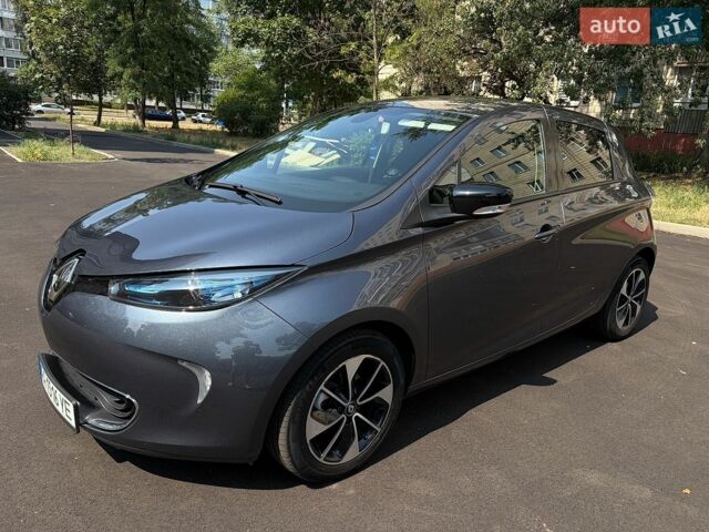Сірий Рено Зое, об'ємом двигуна 0 л та пробігом 171 тис. км за 8900 $, фото 1 на Automoto.ua