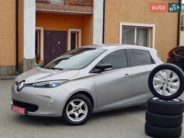 Сірий Рено Зое, об'ємом двигуна 0 л та пробігом 73 тис. км за 7555 $, фото 1 на Automoto.ua