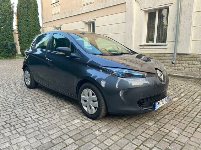 Серый Рено Зое, объемом двигателя 0 л и пробегом 55 тыс. км за 16800 $, фото 1 на Automoto.ua
