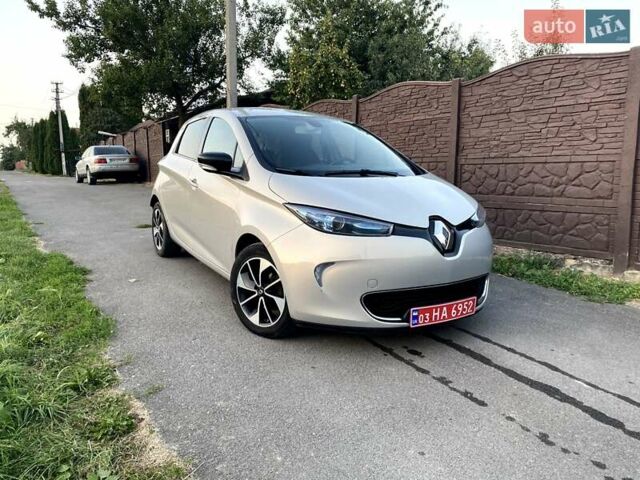 Сірий Рено Зое, об'ємом двигуна 0 л та пробігом 162 тис. км за 8900 $, фото 1 на Automoto.ua