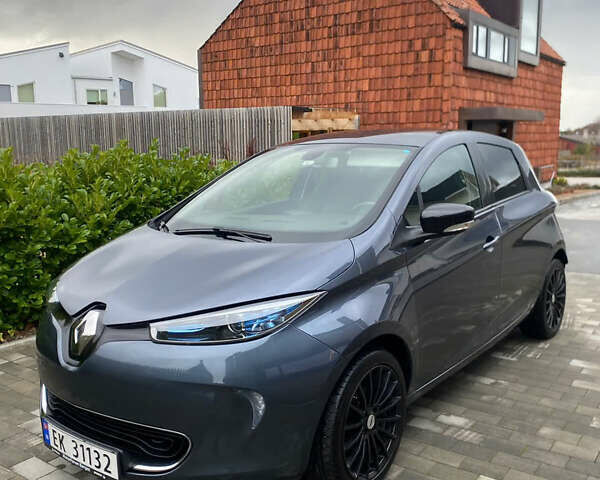 Сірий Рено Зое, об'ємом двигуна 0 л та пробігом 95 тис. км за 9700 $, фото 1 на Automoto.ua