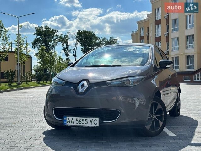 Сірий Рено Зое, об'ємом двигуна 0 л та пробігом 108 тис. км за 10500 $, фото 1 на Automoto.ua