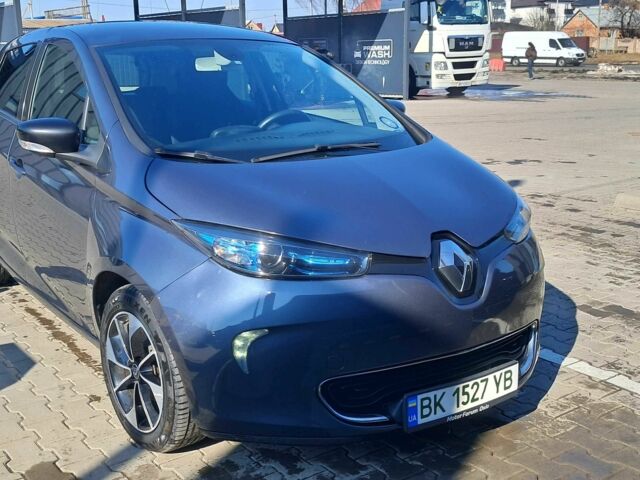 Сірий Рено Зое, об'ємом двигуна 0 л та пробігом 93 тис. км за 9200 $, фото 1 на Automoto.ua