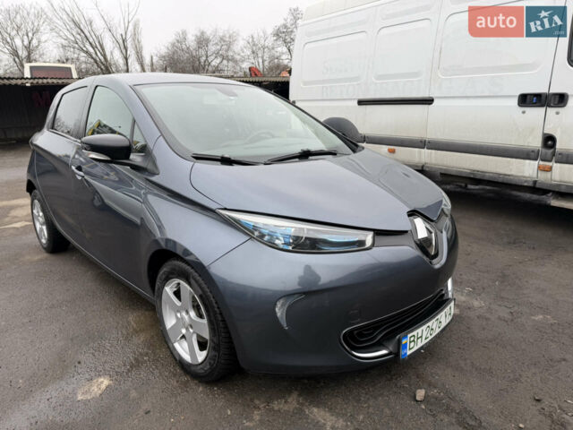 Сірий Рено Зое, об'ємом двигуна 0 л та пробігом 159 тис. км за 10500 $, фото 1 на Automoto.ua