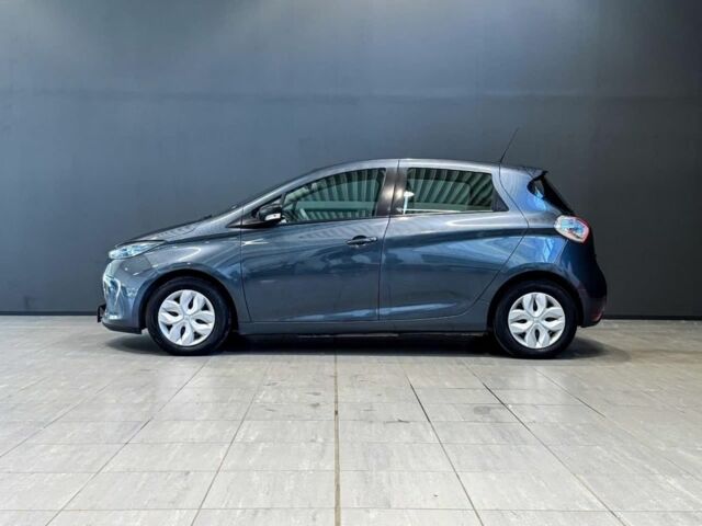 Серый Рено Зое, объемом двигателя 0 л и пробегом 90 тыс. км за 9000 $, фото 1 на Automoto.ua