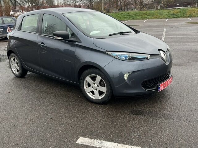 Серый Рено Зое, объемом двигателя 0 л и пробегом 91 тыс. км за 8800 $, фото 1 на Automoto.ua