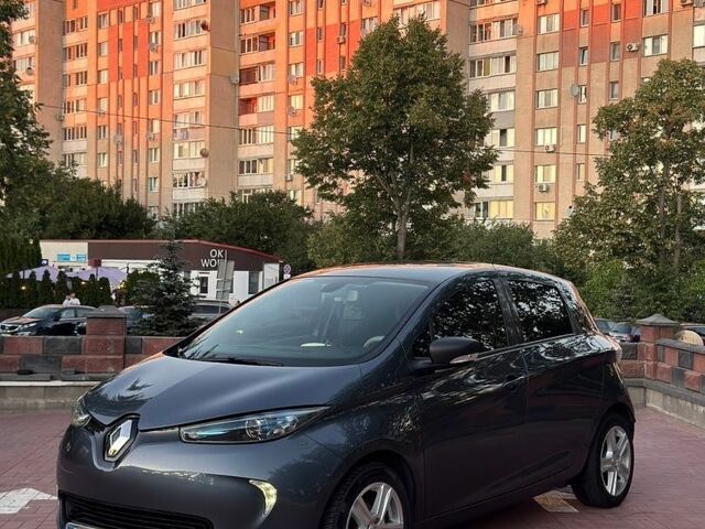 Сірий Рено Зое, об'ємом двигуна 0 л та пробігом 101 тис. км за 9900 $, фото 1 на Automoto.ua
