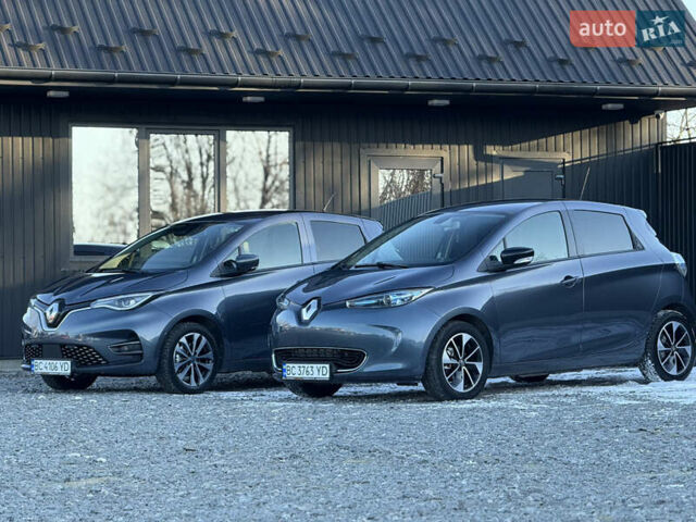 Серый Рено Зое, объемом двигателя 0 л и пробегом 110 тыс. км за 10150 $, фото 1 на Automoto.ua