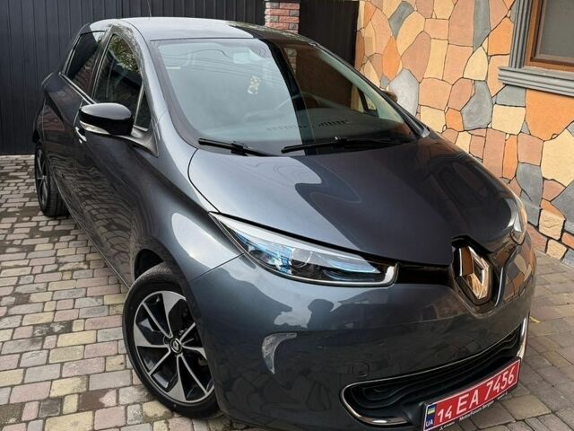 Сірий Рено Зое, об'ємом двигуна 0 л та пробігом 160 тис. км за 9900 $, фото 1 на Automoto.ua