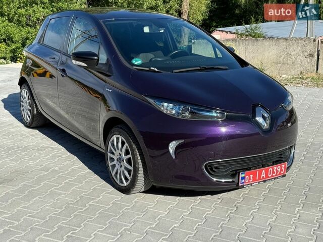 Серый Рено Зое, объемом двигателя 0 л и пробегом 69 тыс. км за 9700 $, фото 1 на Automoto.ua