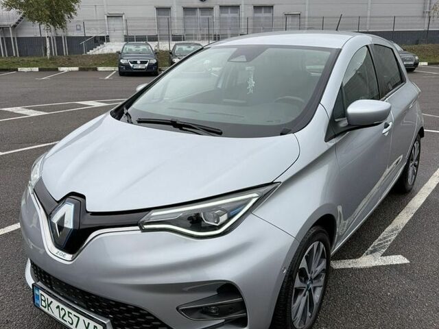 Сірий Рено Зое, об'ємом двигуна 0 л та пробігом 149 тис. км за 12900 $, фото 1 на Automoto.ua