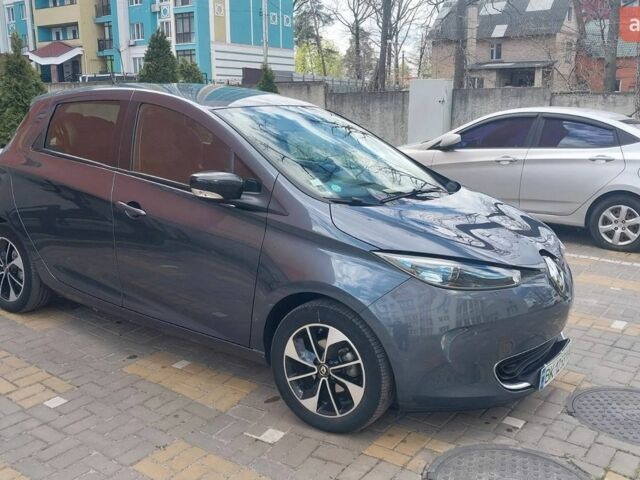 Серый Рено Зое, объемом двигателя 0 л и пробегом 49 тыс. км за 13900 $, фото 1 на Automoto.ua