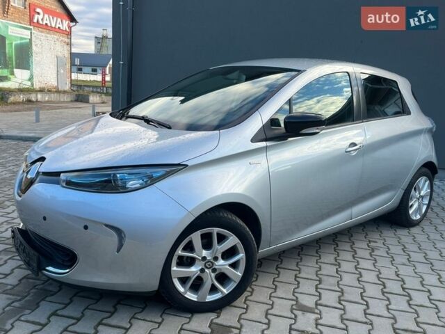 Сірий Рено Зое, об'ємом двигуна 0 л та пробігом 72 тис. км за 9990 $, фото 1 на Automoto.ua