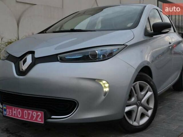 Серый Рено Зое, объемом двигателя 0 л и пробегом 37 тыс. км за 9900 $, фото 1 на Automoto.ua